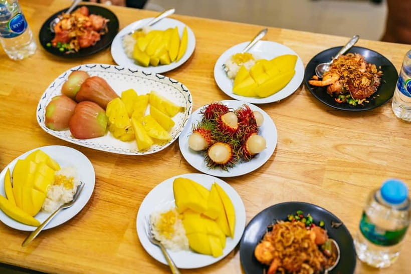 Bangkok: Midnight Food Tour by Tuk-Tuk - Why this food tour works better than a standard Bangkok dinner