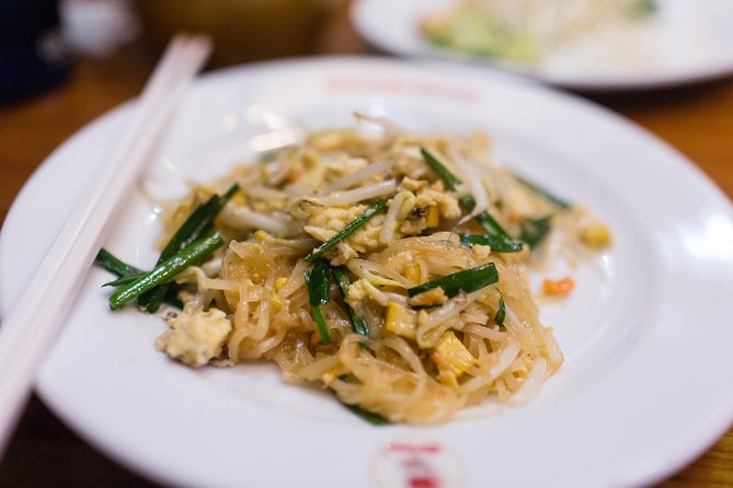 Bangkok Midnight Food Tuk Tuk Tour - Pathum Wan for Isaan flavors