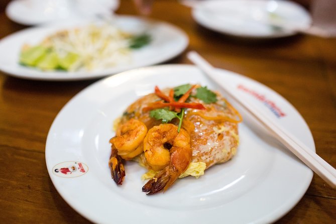 Bangkok Midnight Food Tuk Tuk Tour - How much food do you get for $81.53?