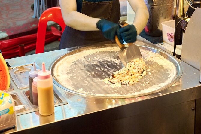 Bangkok Night Eats by Tuk Tuk - Hotel-pickup & Dinner - Why the small group matters