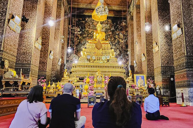 Bangkok Night Tour: Wat Arun, Wat Pho, Chinatown & Tuk Tuk Ride - The tuk-tuk ride to Chinatown