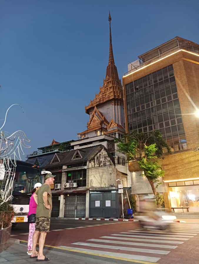 Bangkok Night Tuk Tuk: Private Tour of Markets & Landmarks - Yaowarat street food after sunset