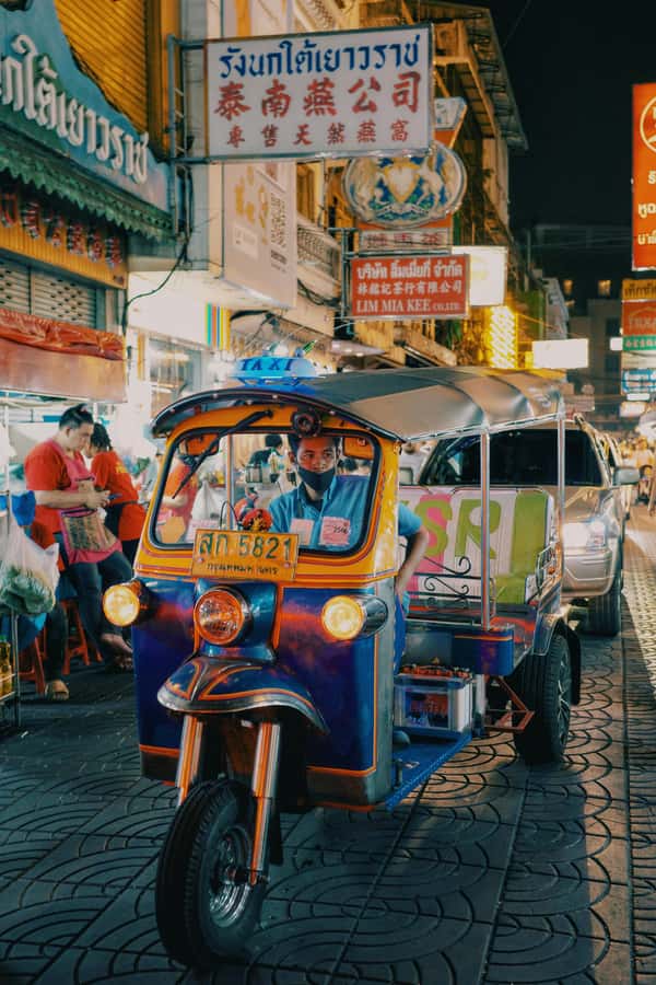 Bangkok: Private Tuk-Tuk Night Tour, River Boat & Eats - Starting with Bangkok from the Chao Phraya River