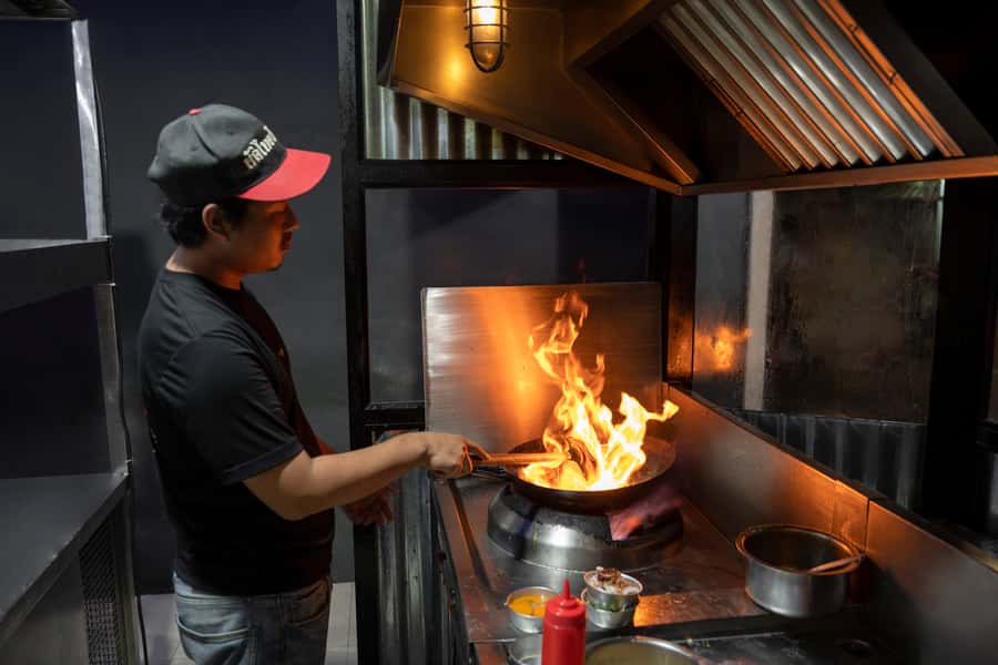 Bangkok Street Food and Night Lights by Tuk Tuk - What the guides add