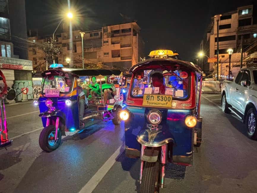 Bangkok: Tuk Tuk Adventure Chinatown Michelin Food & Temples - A fragrant walk through Pak Khlong Talat
