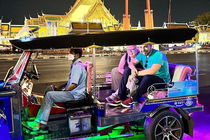 Bangkok Tuk Tuk Food Tour By Night - The food stops: noodles, dim sum, and Thai favorites