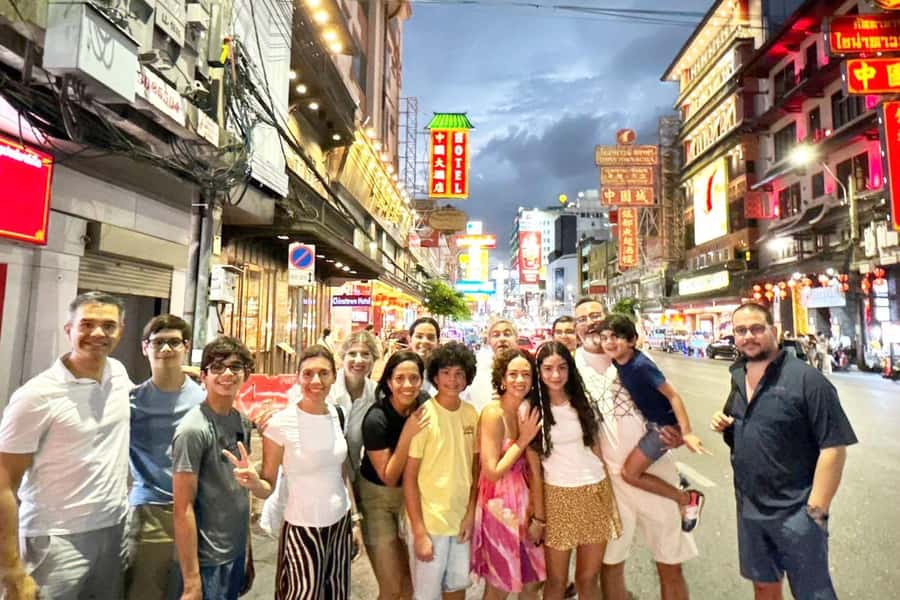Bangkok Tuk Tuk Night Tour with Chinatown visit - Optional Khaosan Road before the ride home