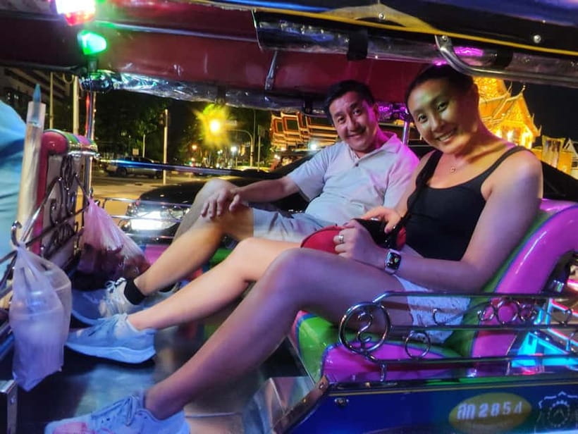 Bangkok Tuk Tuk Tour with Hotel Pick up and Dinner - The food is included, but keep expectations flexible