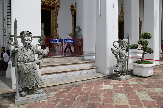 Bangkok Tuk Tuk Walk & Temple Tour With Wat Pho, Arun & Traimit - Is $136 per person good value?
