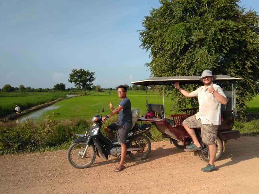 Battambang family tuktuk tour BambooTrain/Wat Banan/Bat cave - Why this Battambang day trip works