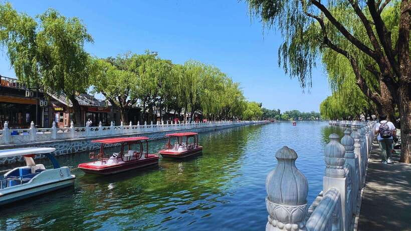 Beijing: Hutong Private Tour - Rickshaw Ride & English Guide - Why Shichahai is the right place to begin