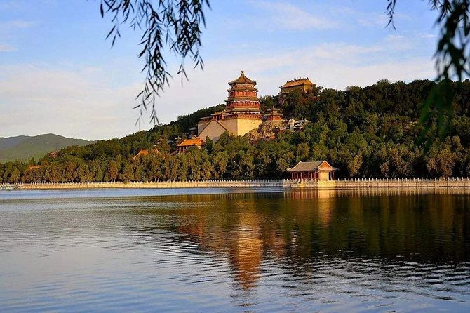 Beijing Private Tour to Summer Palace plus Drum Tower Performance and Rickshaw - Walking the Long Corridor and finding the stone boat