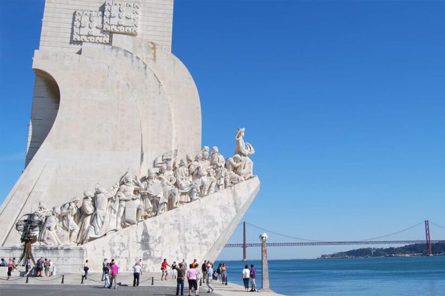 Belem: 4-HOUR Guided Tuk Tuk Tour in Historic BELEM - Under the 25 de Abril Bridge