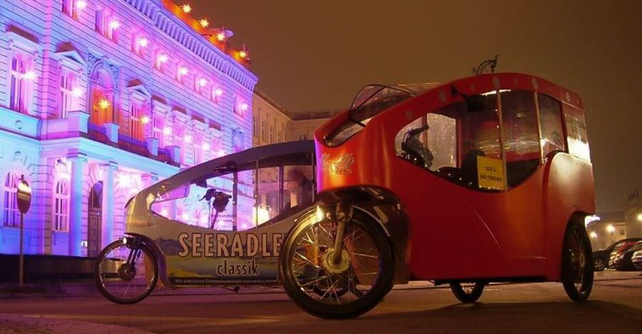 Berlin Express: Private 1-Hour E-Rickshaw Ride - Key points at a glance