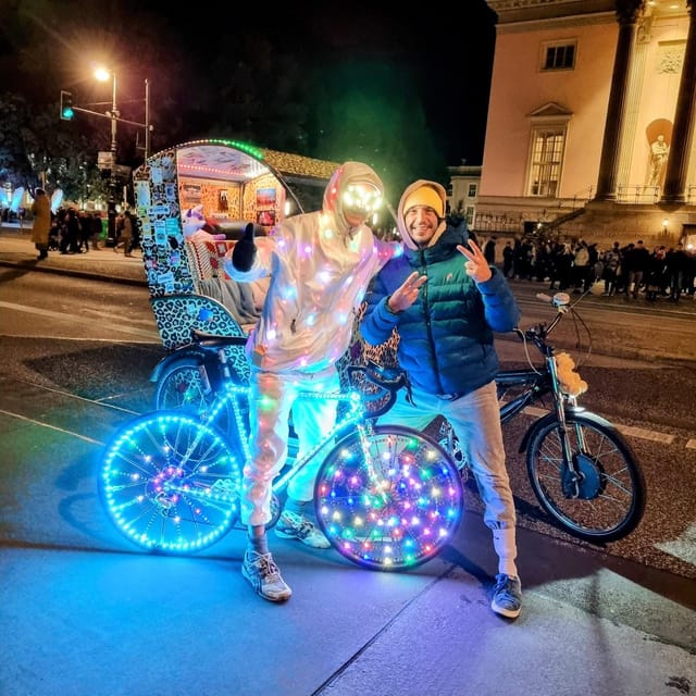 Berlin Rickshaw Tour -2 hours & hotel pickup - groups up to 16 people - Monbijoupark, Hackescher Markt, and Jewish Berlin