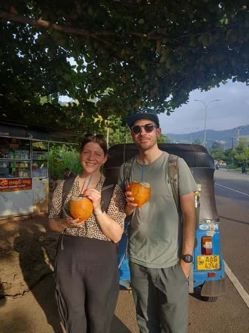 Best Private Kandy City Tour by Tuk Tuk with Local Guide - Which guide experience should you expect?