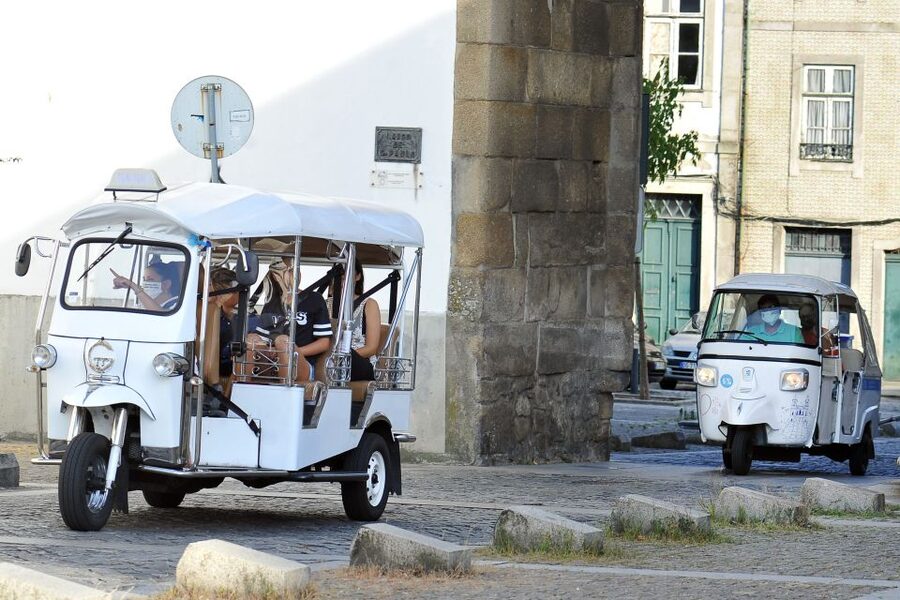 Braga: Tuk Tuk City Tour - Who should book this Braga tour?