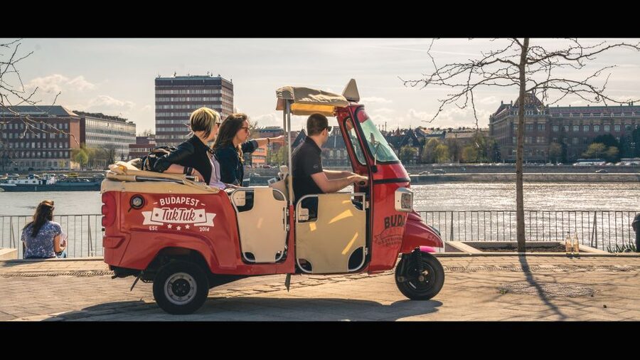 Budapest: Scenic Tuk Tuk Tour - Key things to know before booking