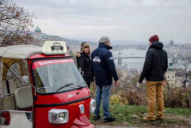Budapest Tuk Tuk Tour with House of the Unicum Distillery Visit - The Great Synagogue and central Budapest