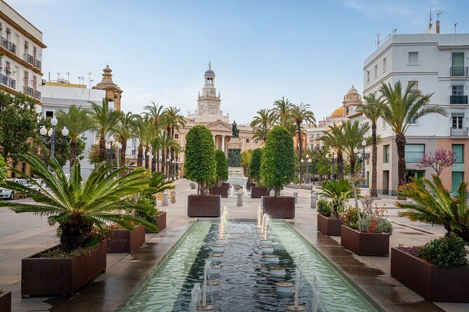 Cádiz TukTuk Tour with Audio Guide - A fast introduction to Cádiz from Muelle Alfonso XIII