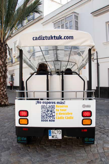 Cádiz TukTuk Tour with Audioguide - What the audioguide adds