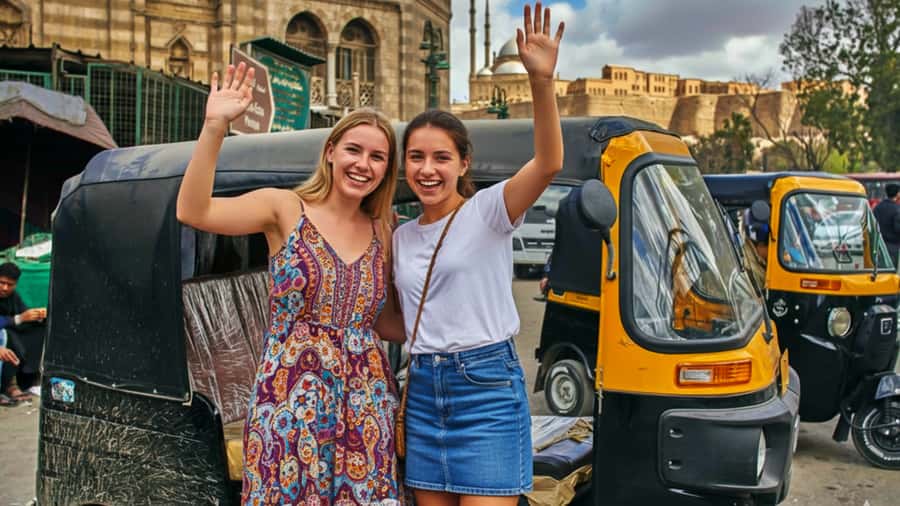Cairo: Local Market Guided Tour with Tuk-tuk Ride & Lunch - Seeing Cairo beyond the monuments