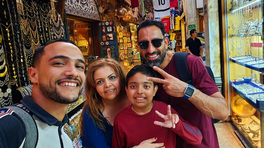 Cairo: Local Market Guided Tour with Tuk-tuk Ride & Lunch - Walking and traffic: the practical caution