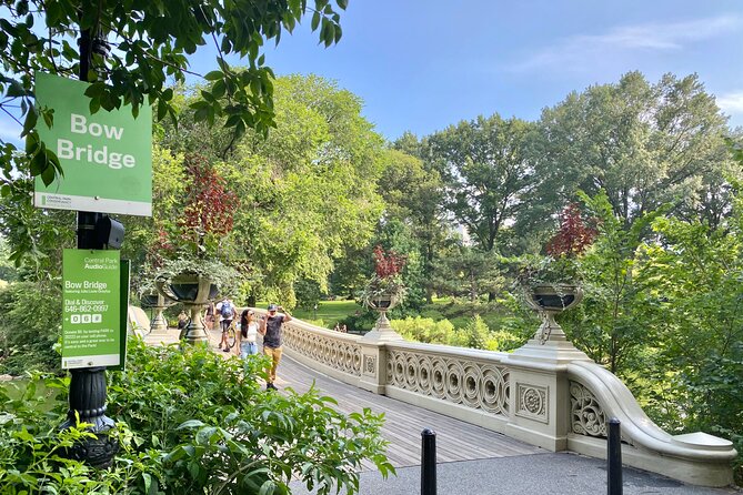 Central Park Pedicab Rickshaw Tours - The reservoir, Alice in Wonderland, and the final pass-bys