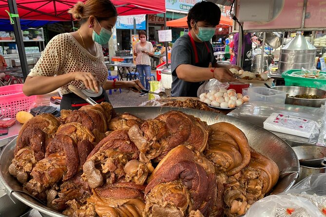 Chiang Mai Street Food Tour by Tuk Tuk with Pick Up - Guide quality and the private format