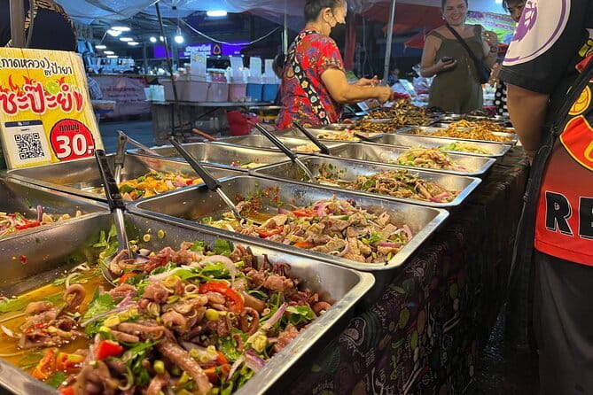 Chiang Mai Temples and Market Tuk Tuk Night Tour - Wat Chedi Luang and the great stupa