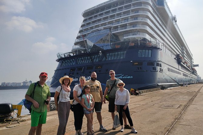 Cochin Private guided Tuk Tuk tours with pick up from cruise ships - Silks, crafts, and the shopping hour
