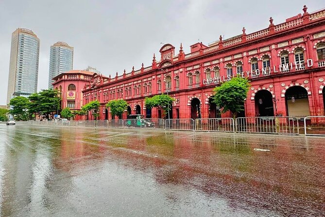 Colombo by Tuk Tuk – Sightseeing Entry Fees included - Colombo Fort, from trains to colonial facades