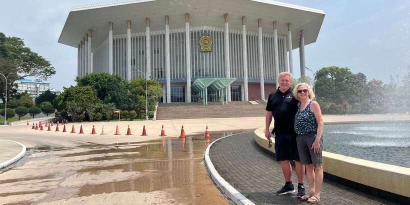 Colombo: City Sightseeing Tour by Tuk-Tuk with Pickup - Timing, comfort, and who should skip it