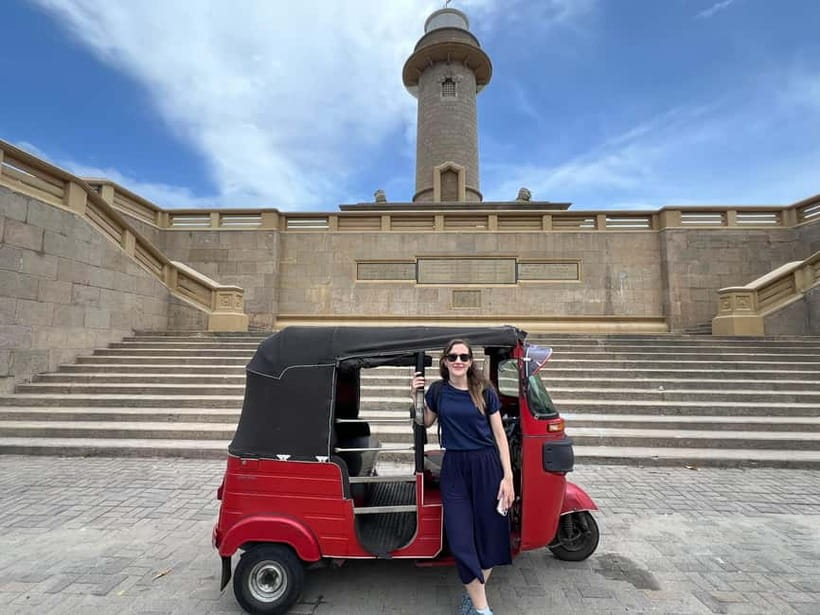 Colombo City Tour by Tuk-Tuk with Hotel Pickup - All Include - Temples that show Colombo’s spiritual side