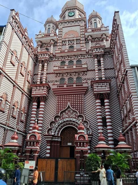 Colombo Heritage &Culture City Tour by Tuk Tuk ALL INCLUSIVE - Colombo Port Maritime Museum and the old lighthouse