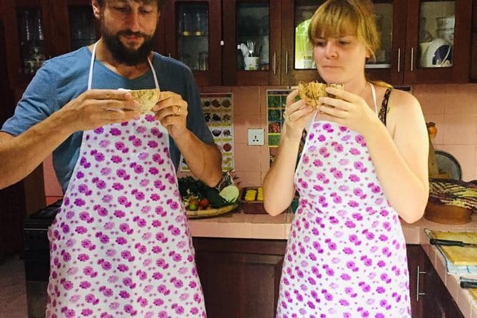 Colombo Morning Food Tour by Tuk Tuk - Roadside sambal is where the heat arrives