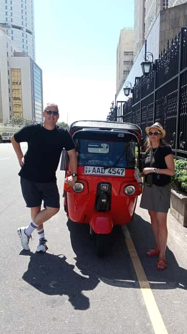 Colombo: Private City Tour by Tuk tuk - All Inclusive - What the guides add to the experience