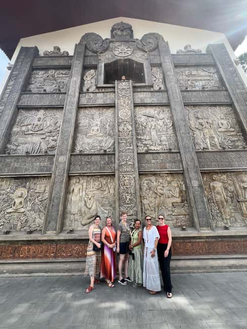 Colombo: Private City Tour by Tuk Tuk with Hotel Pickup - Key points at a glance