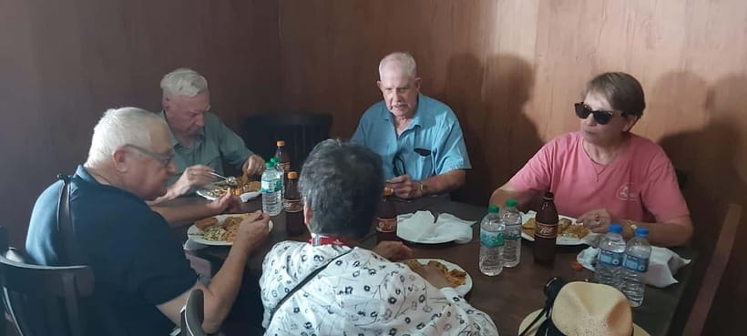 Colombo: Private City Tuk-Tuk Tour with Local Guide & Pickup - Hindu worship and the tea stop
