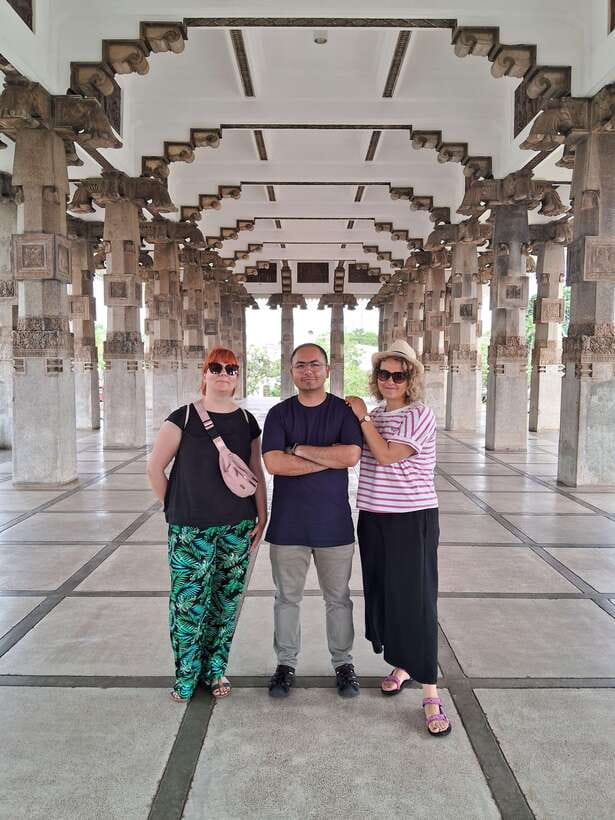 Colombo: Private Guided Tuk Tuk City Tour with Hotel Pickup - From the Old Clock Tower to the Dutch Hospital
