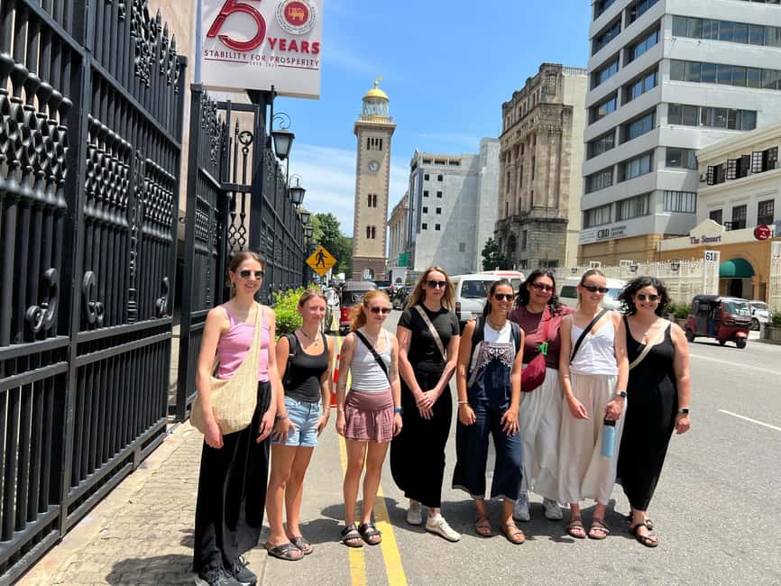 Colombo: Private Tuk-Tuk City Tour with All Entry Fees - Pettah Market, the Red Mosque, and the old commercial quarter