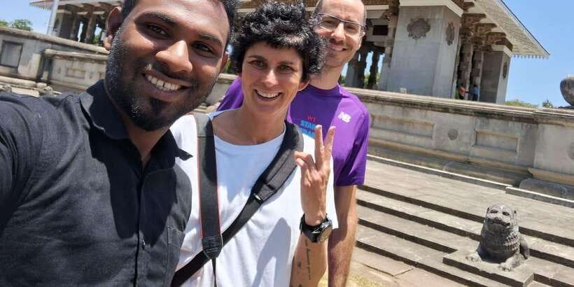Colombo: Private Tuk Tuk City Tour with Guide & Snacks - What the $26 price really gets you