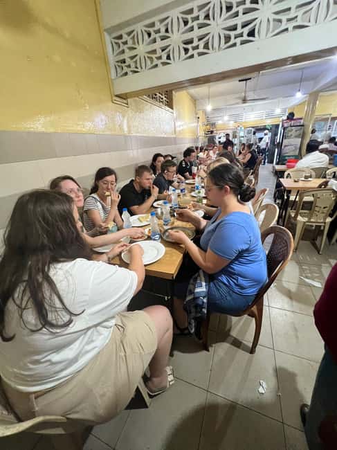 Colombo: Tastiest Local Food Tour by Tuk-Tuk Meals Included - Drinks from tea to wood apple juice