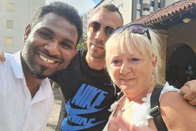 Colombo tuk tuk city tour -Entry Fees, and food Included - The Lotus Tower and Pettah Floating Market