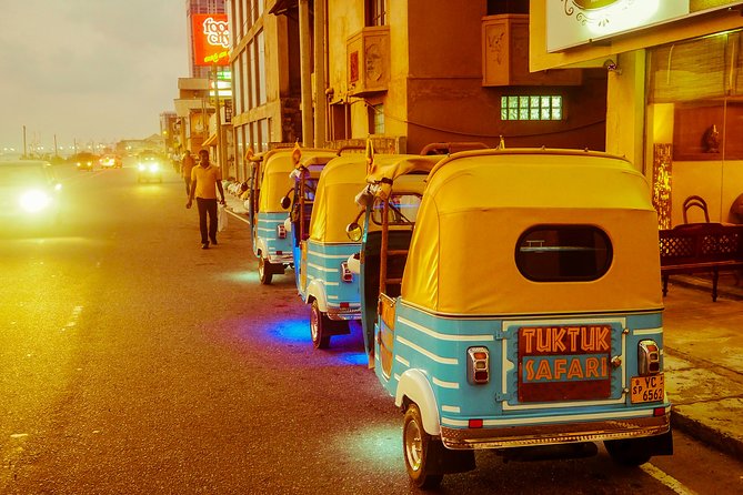 Colombo Tuk Tuk Safari - Dutch Hospital: the evening’s polished finish