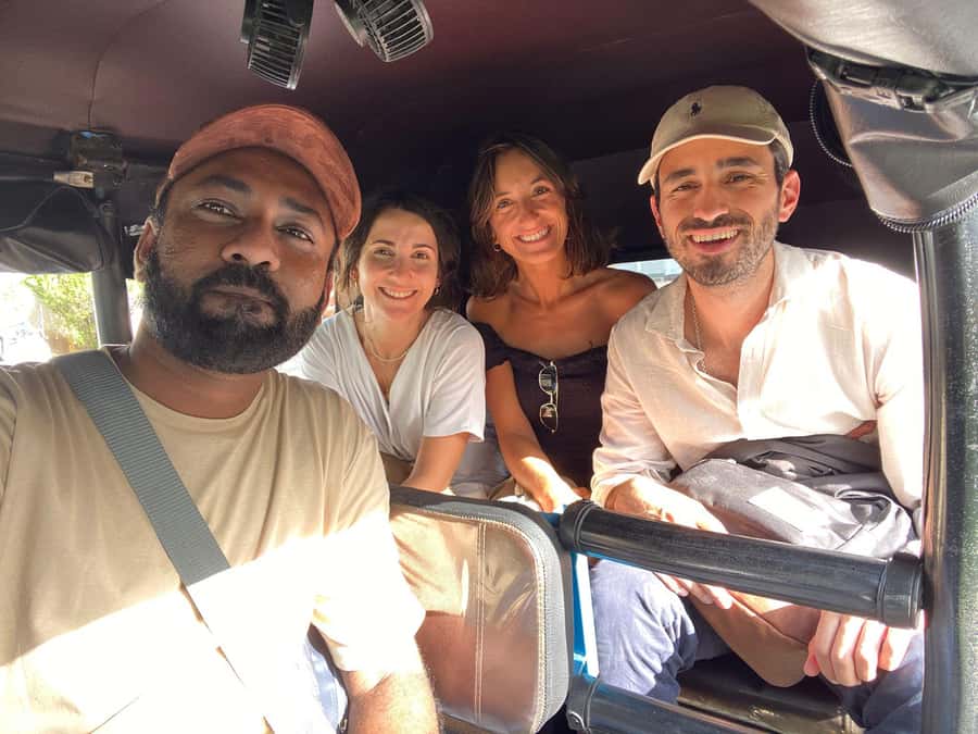 Colombo Tuk Tuk Tour with Entry Fees & Food Included - Why a tuk tuk works well in Colombo