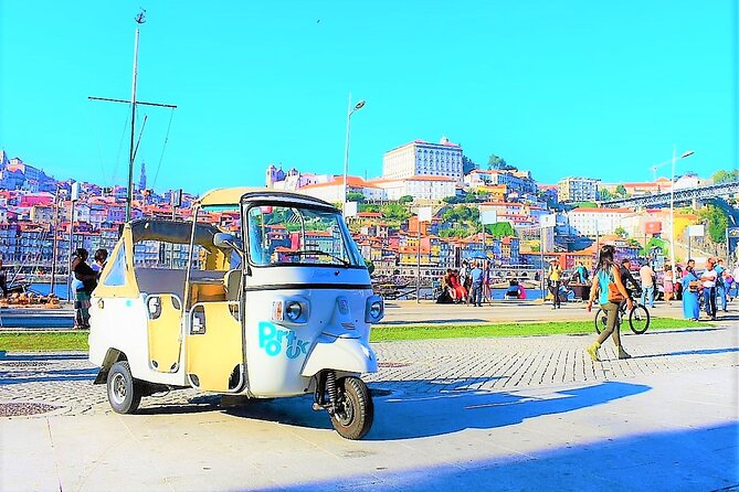 Cruise Shore Excursion - Private Tuk Tuk Tour to the Historic Center - Starting at the cruise port