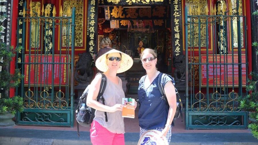 Customized Ho Chi Minh City Experience on Cyclo with Driver - What the driver and guide add to the ride