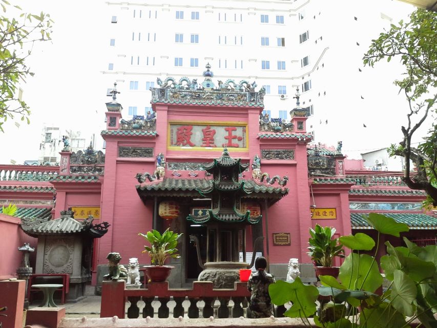 Customized Ho Chi Minh City Experience on Cyclo with Driver - Weather, comfort, and what to bring