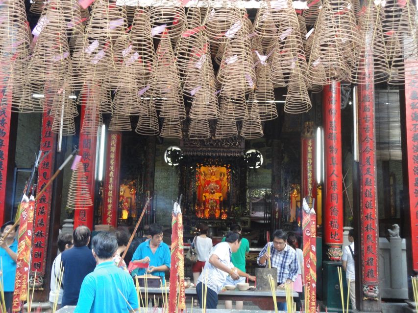 Customized Ho Chi Minh City Experience on Cyclo with Driver - Booking details worth checking before departure